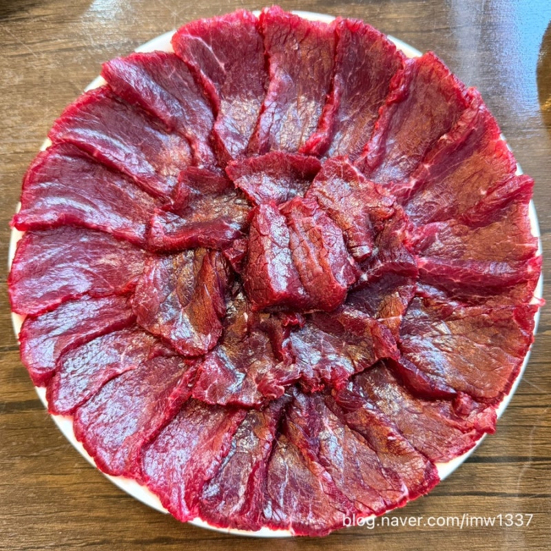 동대구역 영천생고기 영업시간 밑반찬 웨이팅 뭉티기뒤집기 포장