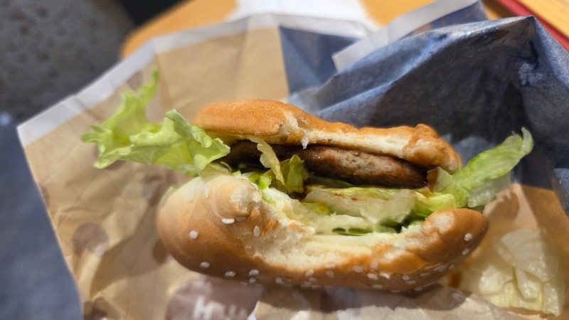 부산 동래 맛집 롯데리아 롯데마트동래점 데리버거, 사각새우더블버거 후기