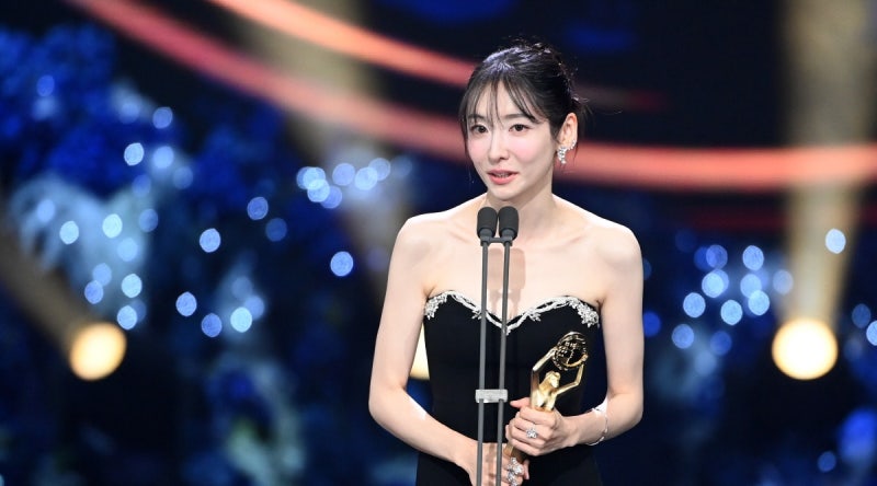 101만 관객 든 '히든페이스', 박지현 청룡 여우조연상 받고서야 다시 터졌다