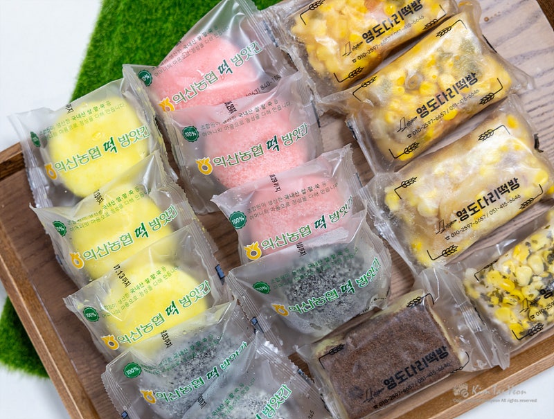 Seongsu Pop-up Store: Original Busan Yeongdodari Tteokbang's Pizza Seolgi and Iksan Nonghyup Tteokbanggan's Cream Chapssaltteok