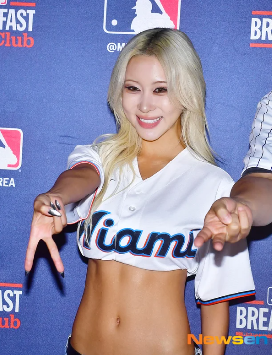 다영, 크롭티 입고 '다영 야호' [포토엔HD]