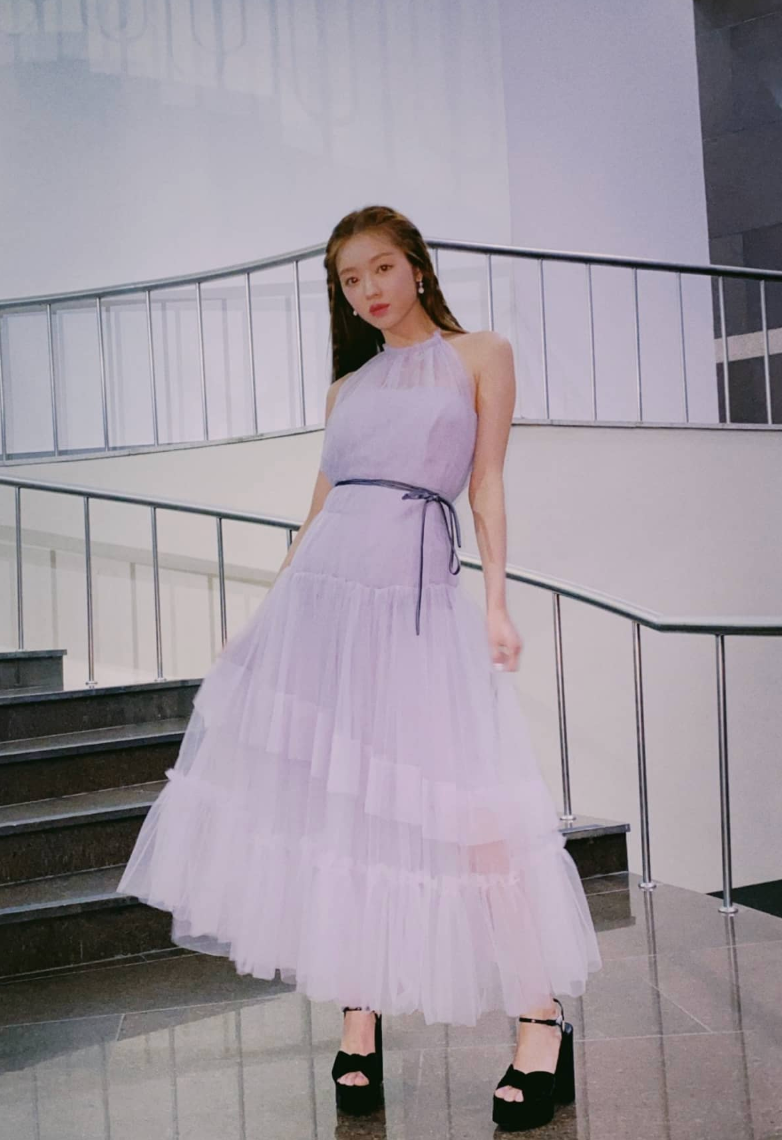 오마이걸 유아 159.2cm, 사진마다 키가 커 보이는 이유