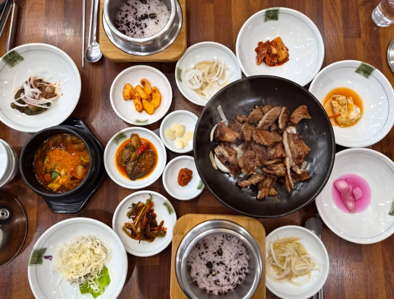 [순천] 장수촌돼지숯불갈비 신대점 - 순천맛집, 신대맛집, 현지인맛집, 갈비찐맛집, 유아의자....