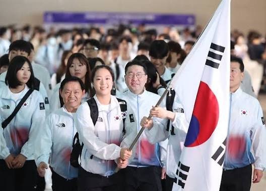 ‘탁구 신동’이라 불리던 아이, 이제 한국 선수단의 맨 앞에 선다