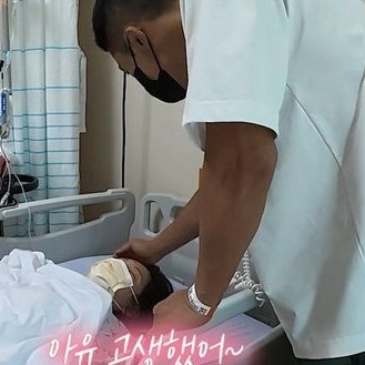 "네 번째 수술실 앞에서 더 커진 걱정..." 넷째 아들을 만난 방송인 김동현 가족의 현재