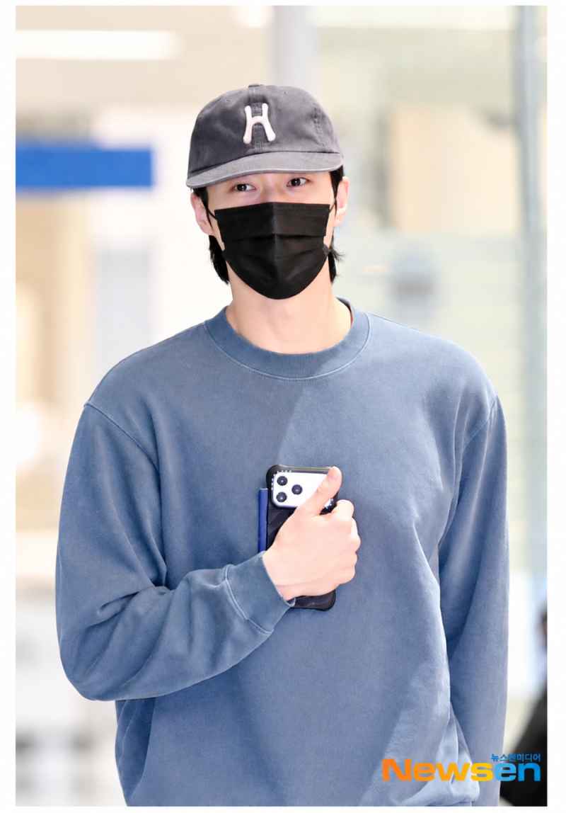 변우석 싱가포르 팬미팅 성료 후 인천공항 입국 (feat.열일행보)
