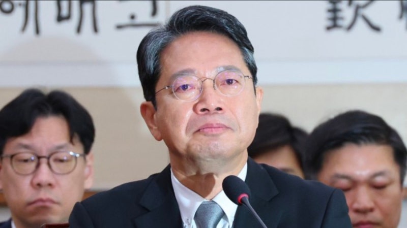 「“사퇴 하루에 터진 ‘성추행 의혹 탄원서’”…김승원은 ‘사실과 달라’, 청와대는 왜 ....