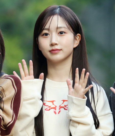 “예능감 미쳤다” 엔믹스 해원이 방송만 나오면 화제가 되는 이유?