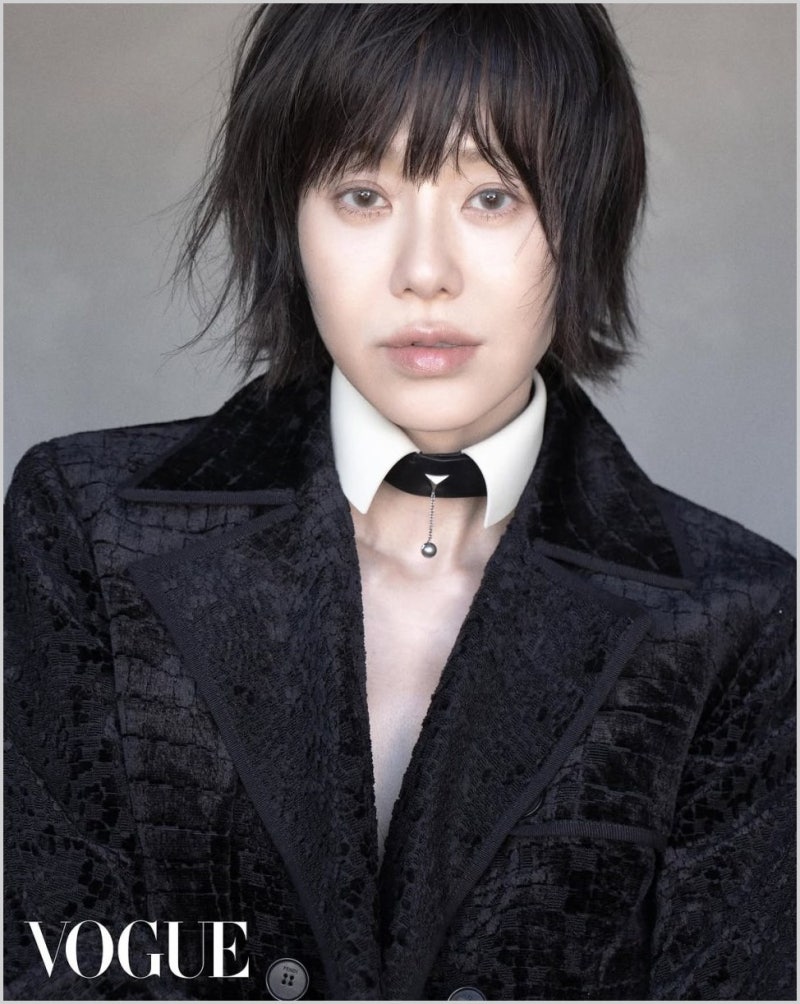 50대라고 믿기지 않는다.. 고현정 '숏컷 소년미' 화보