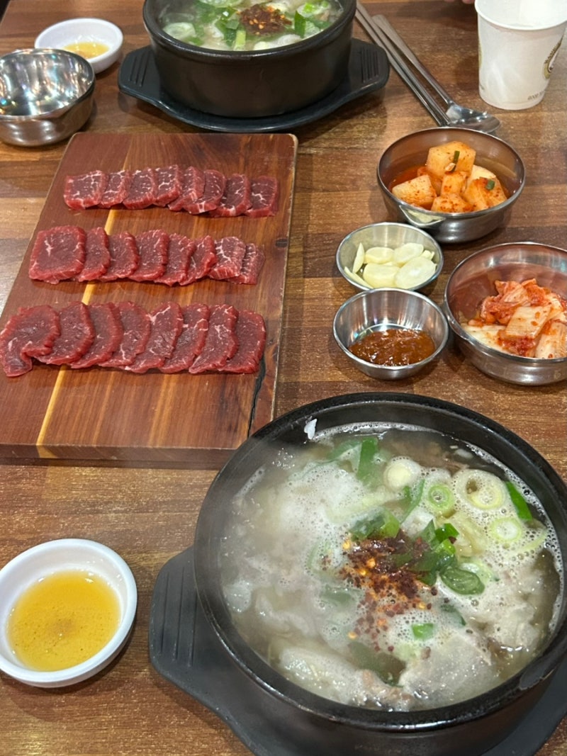 대전 여행 맛집 : 현지인의 소울 푸드 태평소국밥 (육사시미 소 vs 대 비교, 특 차이, 따로국밥....