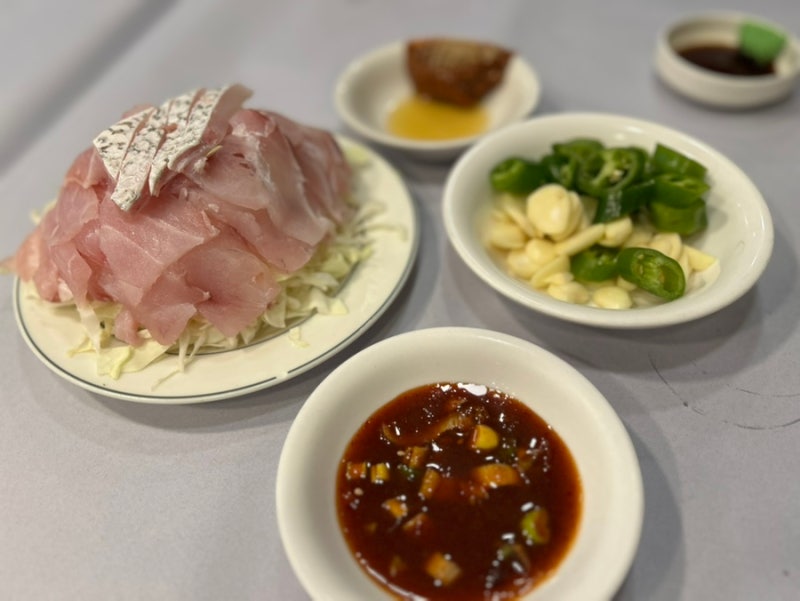 [목포] 영란횟집 - 목포 민어의 거리 맛집에서 민어회부터 민어전까지 2인 코스로 먹어본 솔....