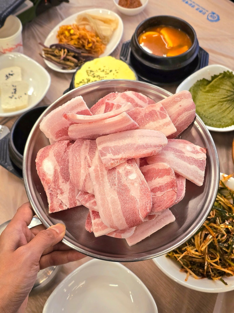 아산 고기 맛집 배방 장재리 골목냉삼 미나리 무한리필