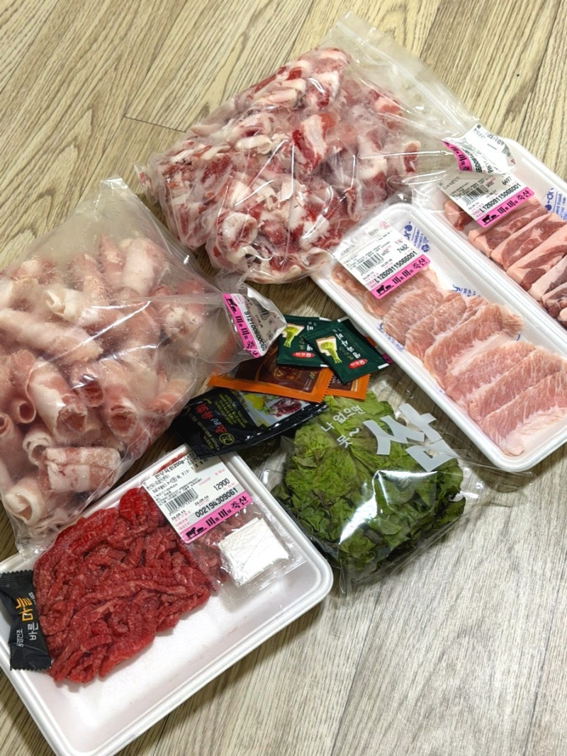 [춘천정육점] 신선한 고기와 육회 맛집, 남춘천역 퇴계동 정육점 추천 “미미축산 분점”