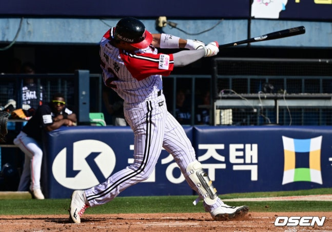 "이틀 연속 140m 대포" LG 이재원 잠실 빅보이 괴력