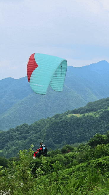 Danyang Paragliding Experience: Total Price Guide! Fly in the Sky at Cafe San, a Must-Visit Spot in Danyang