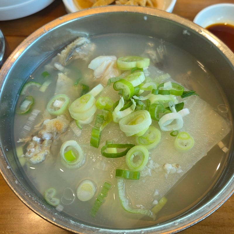해운대 아침식사로 좋은 기와집대구탕 주말 방문 후기