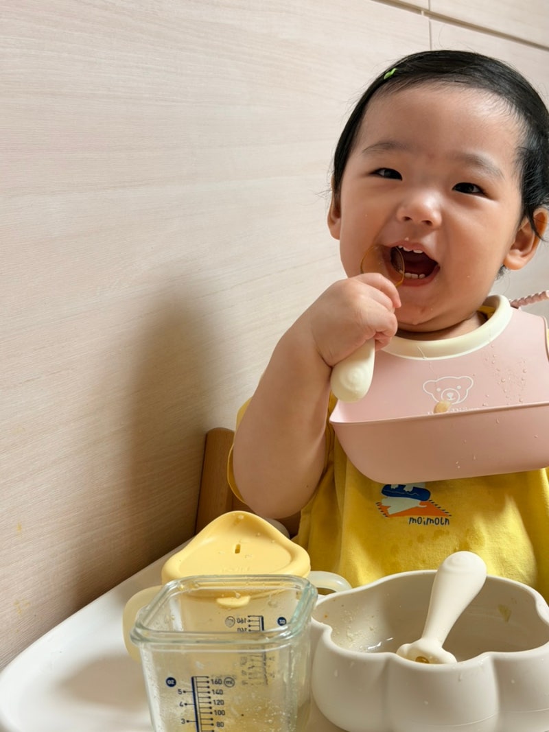 자기주도이유식스푼 돌아기숟가락 쓰기 편한 아띠래빗 아기수저