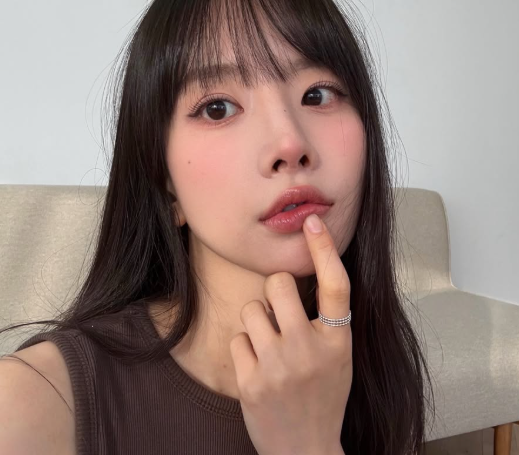 우주소녀 설아, AI 손편지 논란. 삭제 후 다시 업로드했다?