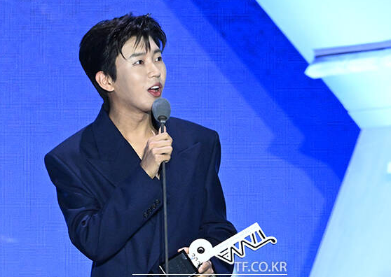 [#59][2026 TMA 현장 비하인드] 임영웅, 데뷔 10주년에 터진 2관왕의 기적! “영웅시대, 뭐 이렇게 ....