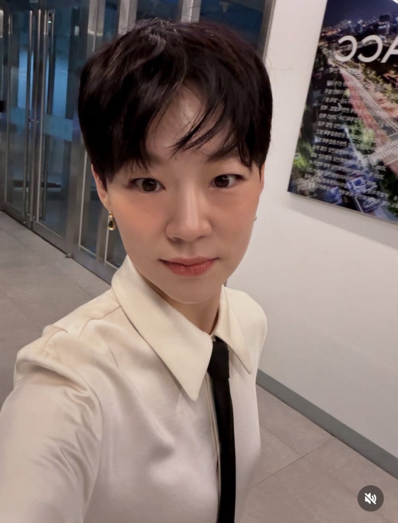 한예리, 15년 만에 사람엔터 떠나 새 소속사行…무용·연출까지 넓힌 새로운 시작