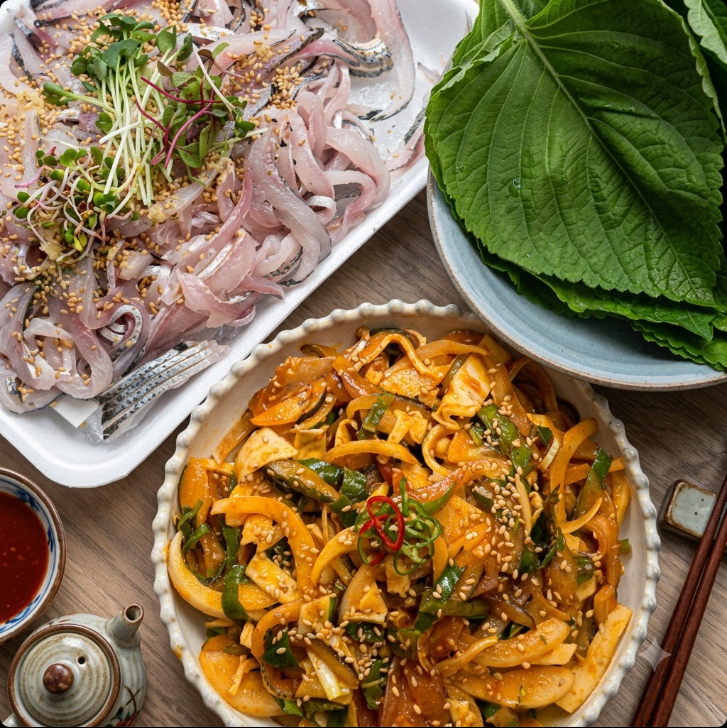 아~가을이닷! 전어회, 대전분들 가을이면 생각나는 그 맛! 오늘의 주인공은 바로 전어회입....