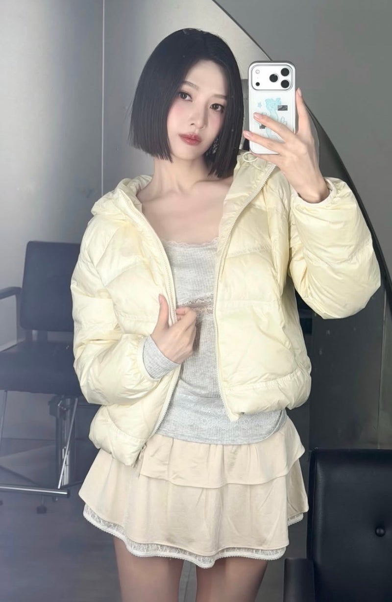 뉴발란스 신상 경량패딩 화사한 색감이라 더 예뻐요