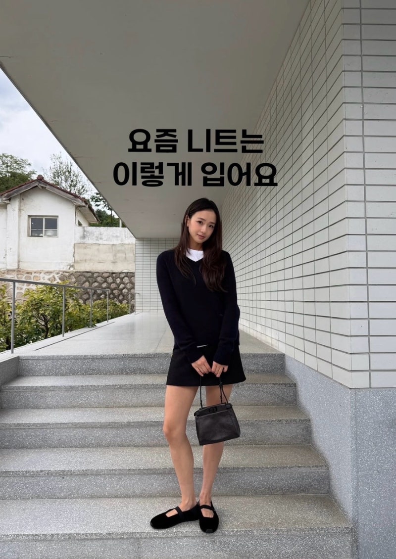 손연재 사복 패션, 브이넥 니트에 흰 티 레이어드가 다시 유행이라고?