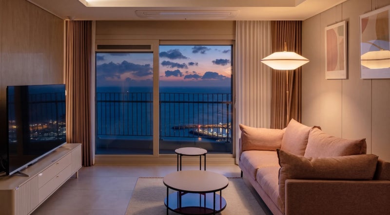 Le Collective Busan Gijang Accommodation Recommendation: Near Haedong Yonggungsa Temple, Osiria Beach, and Dongbusan Tourist Complex Restaurants