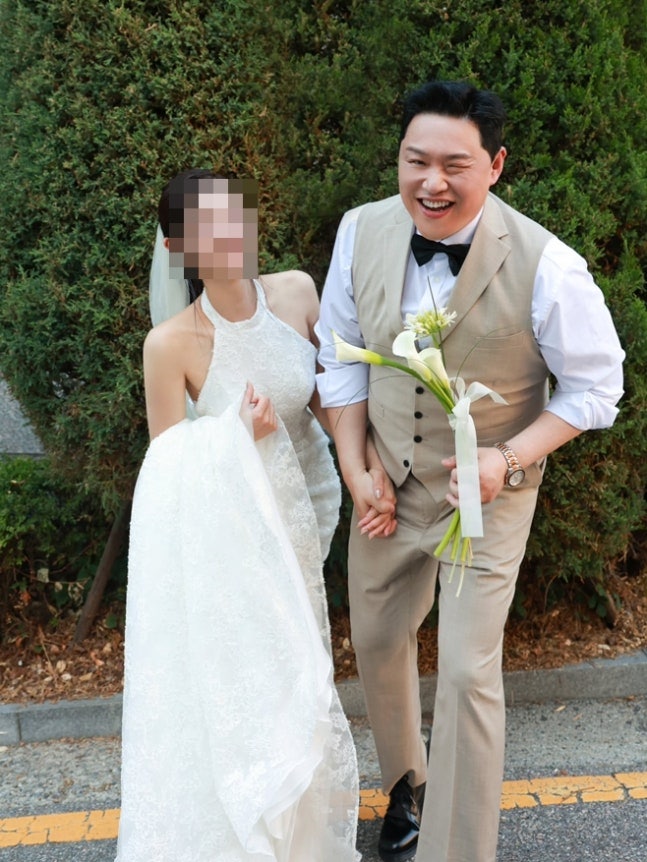 유튜버 육은영 결혼 발표, 아내 공개! 팬들 깜짝 놀란 이유는?