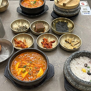 광주 첨단 순두부찌개 맛집 완뚝순두부 재방문 솔직후기