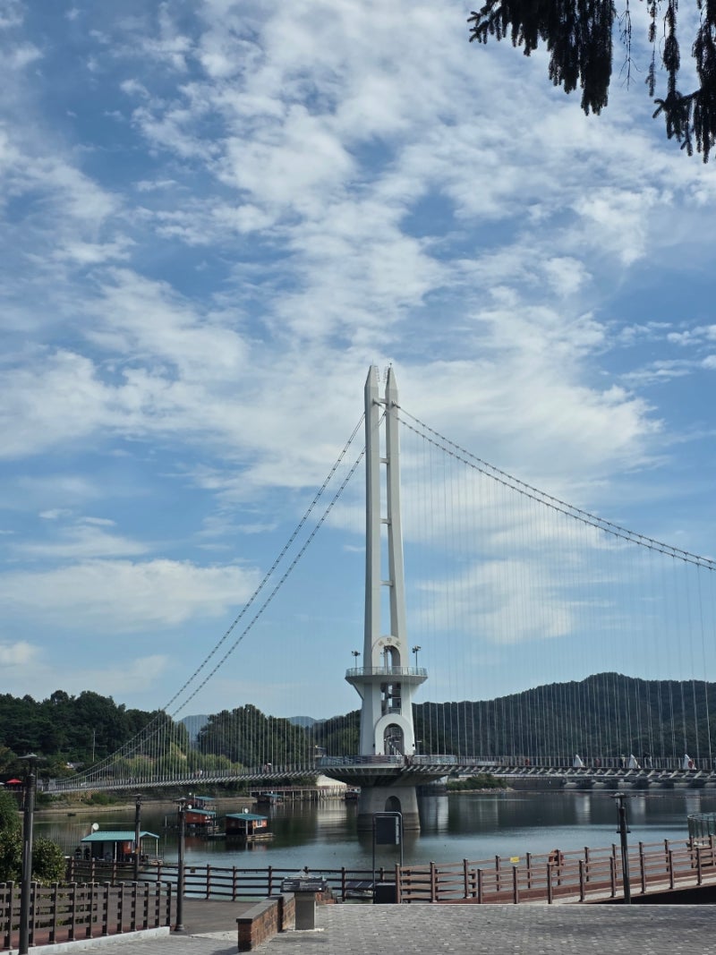 충남 예산 가볼만한 곳 [예당호 출렁다리] 스템프인증 | 예산오일장정보