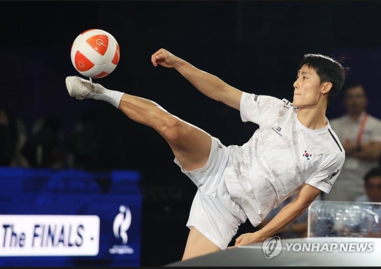 [1보] <b>테크볼</b> <b>이준석</b>, 아시안게임 한국 선수단 세 번째 <b>금메달</b>