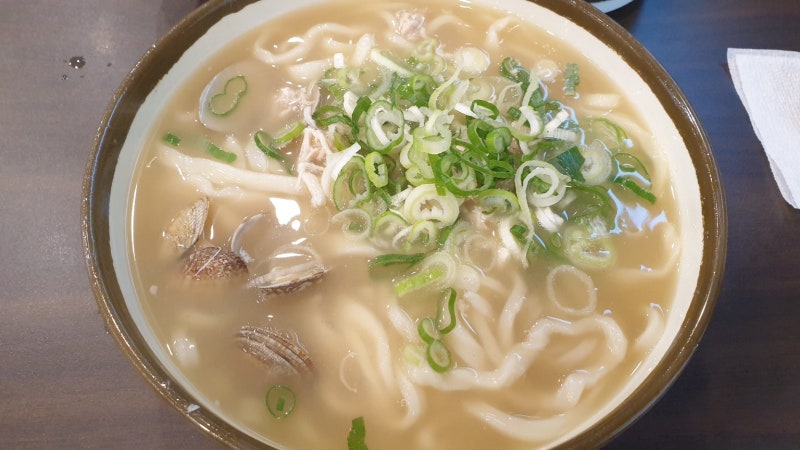 오랜만에 찾은 일산칼국수 본점, 변함없이 맛있는 닭칼국수! 금요일 점심 웨이팅 후기