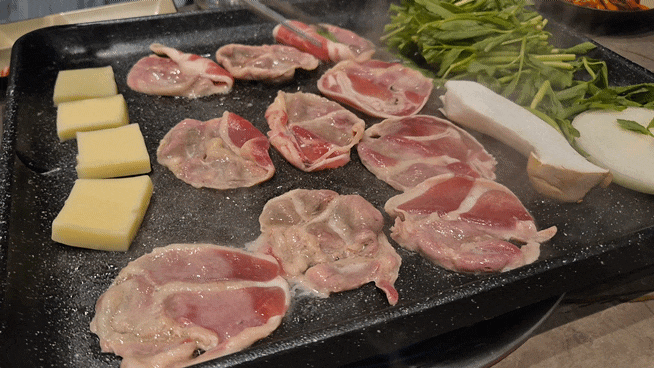 과천 서울랜드 맛집 더차돌 | 온 가족이 즐기는 오리차돌구이로 가족외식 후기