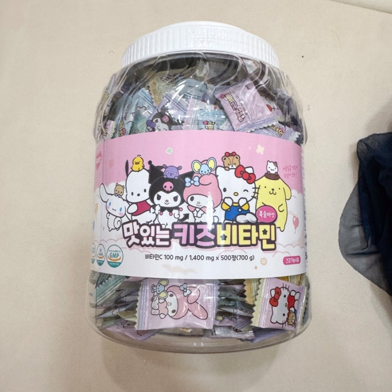 산리오 키즈 비타민 추천 | 아텍스 맛있는 키즈 비타민 500정, 아이 간식처럼 챙기는 비타민C