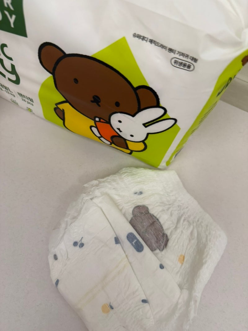 눈이 즐거운 기저귀갈이, 통잠에도 샘없는 아기기저귀 추천 | 허뚱아기 걸어다니는 아기