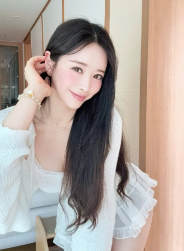 어쩐지 안보인다 했더니 중국가서 때돈 벌고 있는 연예인들