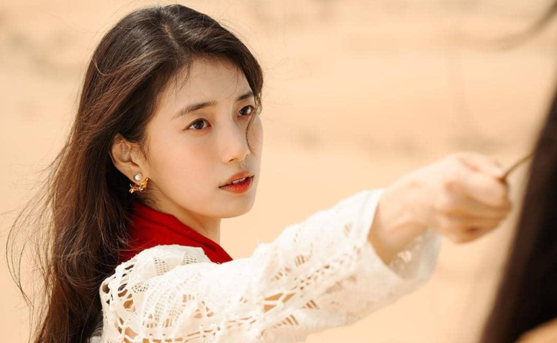 같은 명품인데 이렇게 다르다고?…송혜교와 나란히 비교된 여배우 수지 프로필· 키· 학력· ....