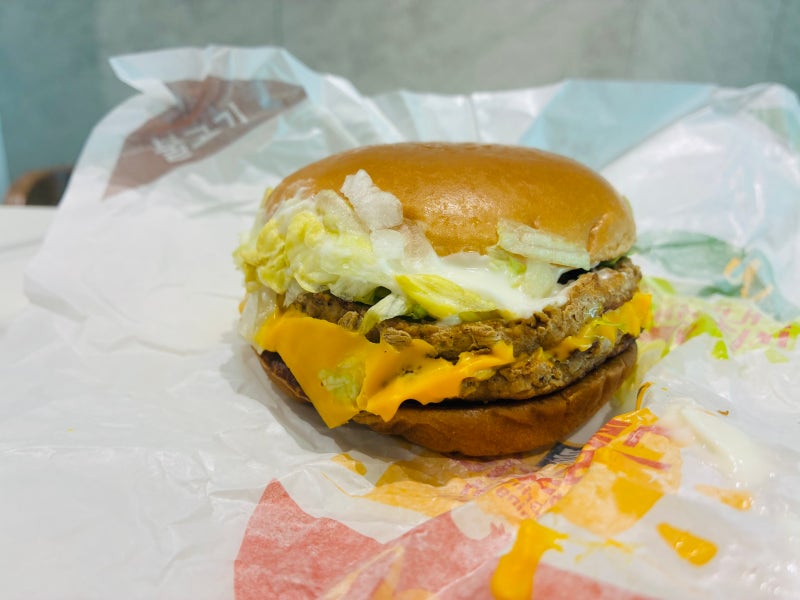 맥도날드메뉴 더블불고기버거 단품 세트 가격 칼로리 단백질 영양성분 맛 후기