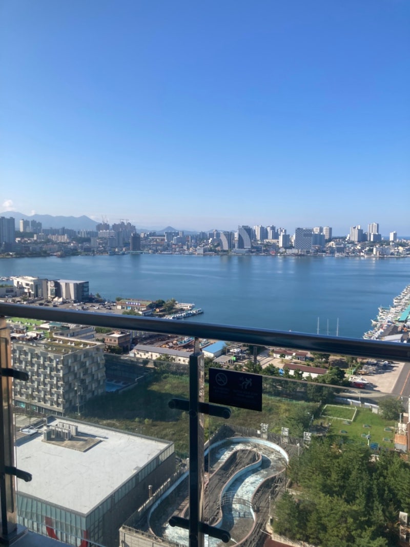 Sokcho's Best Value Hotel: Marivista Hotel (Breakfast, BBQ)