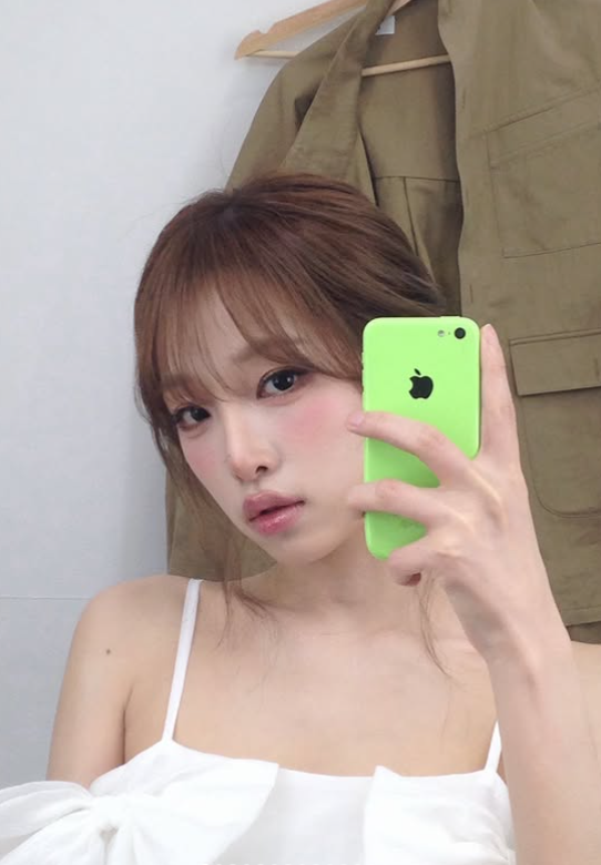 “4살에 생사까지 오갔다” 최예나 프로필 나이 오빠 최성민 가족 소아암 학력 아이즈원 근....