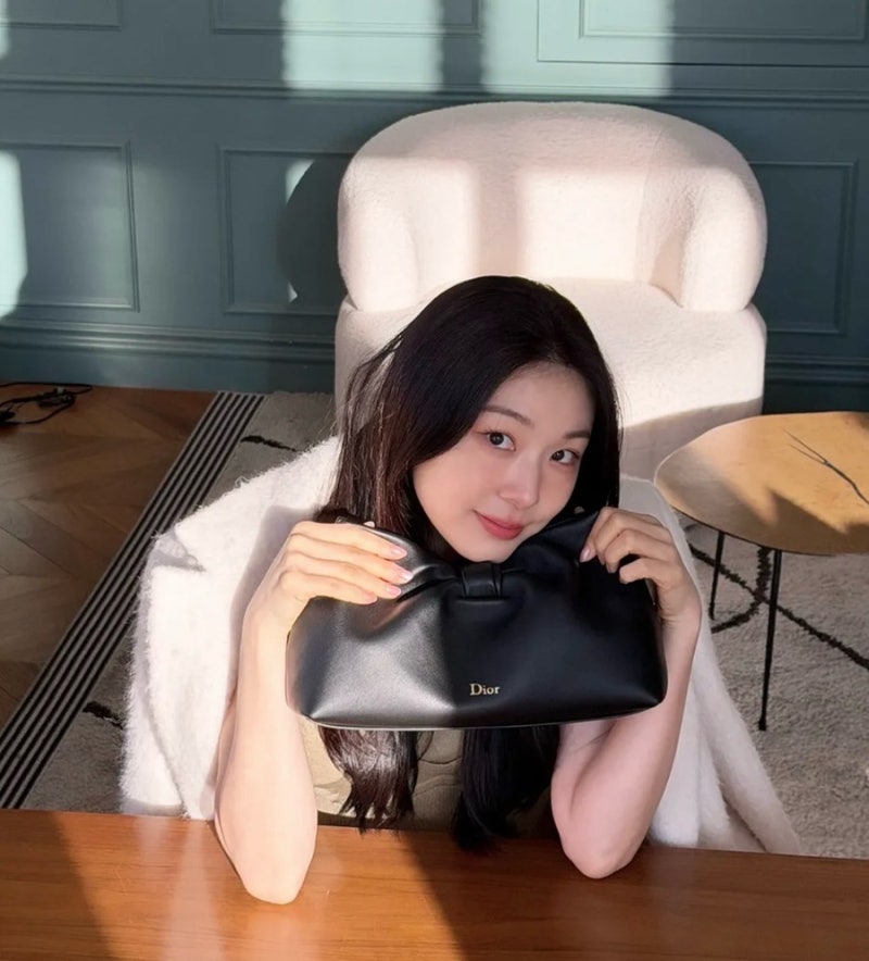 김연아 명품가방 취향은 디올? 데일리룩 모아보니