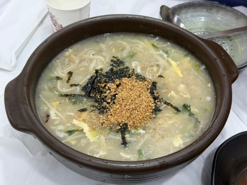 속초 감나무집 감자옹심이 / 속초 감자옹심이 찐맛집, 속초중앙시장 맛집, 감자향 가득하고 ....