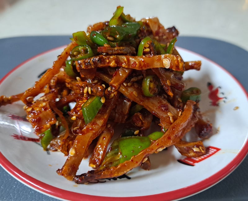 해외여행 비상반찬으로 딱! 매콤 씹는맛 마른오징어무침 만들기 (맥주안주/도시락반찬)