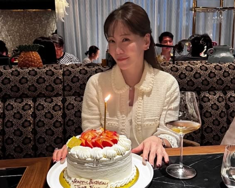 “이서진과 결별을 방송에서 직접 말한 이유” 김정은 프로필 나이 남편 결혼 자녀 재산 근....