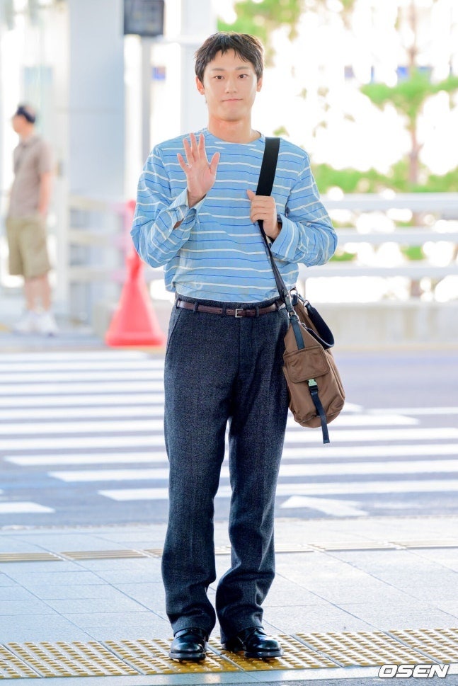 밀라노 출국길 마주한 이도현 명품 패션 논란 속 숨은 아쉬움