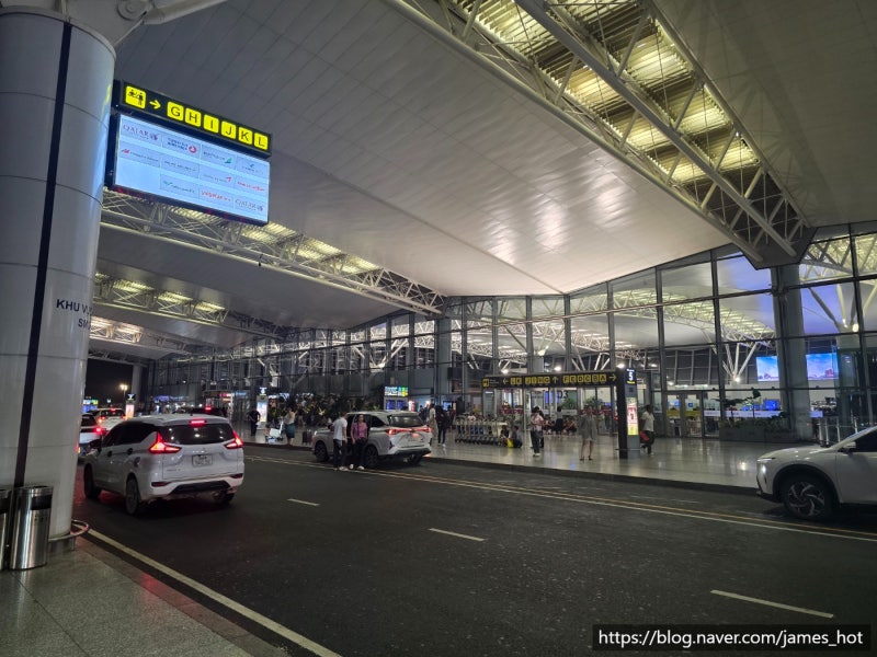 베트남 하노이 노이바이 공항 출국 팁 | 대한항공 제주항공 체크인 카운터 위치 및 그랩 택시....