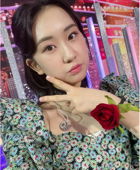 전유진 프로필, 첫 정규앨범 'Adios' 직접 쓴 신곡 '나의 별들에게'
