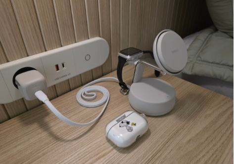[어나더]벨킨 Qi2 25W 3in1 울트라차지 프로 마그네틱 초고속 무선 충전 스탠드 WIZ040 아이폰 17 ....