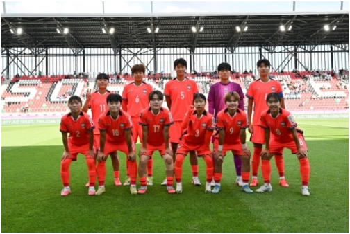 “골대 맞고 동점까지 만들었는데”…한국 U20 여자축구, 16년 만의 월드컵 4강 문턱에서 멈췄....